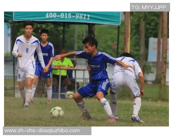 广州足球学校培养未来之星助力青少年足球梦想成真